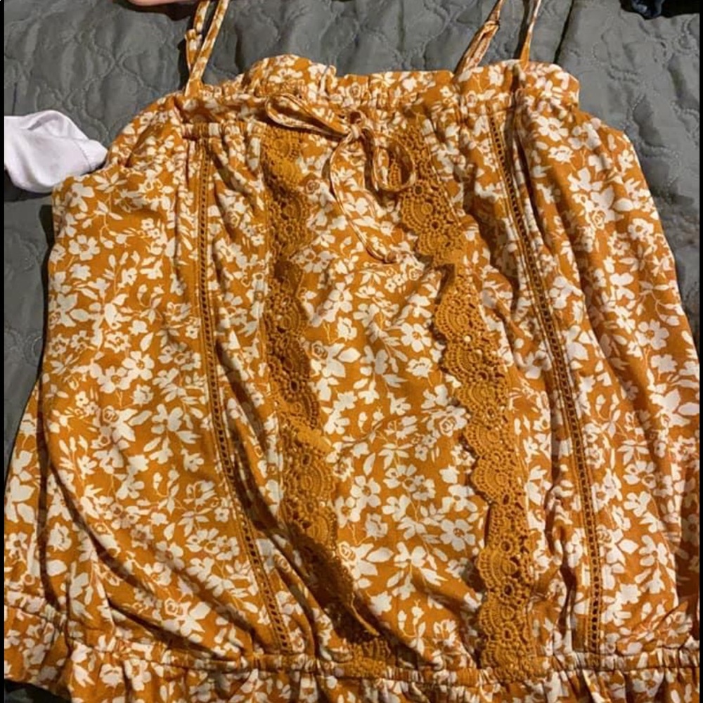 Medium floral shirt